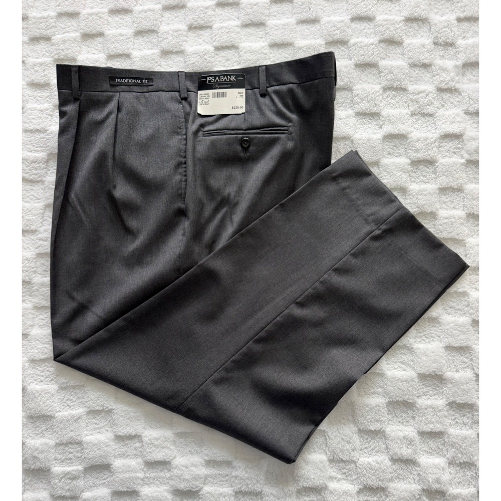 NWT-Jos. A. Bank Signature Men 48R Charcoal Gray 100% Wool Pleated Dress Pants